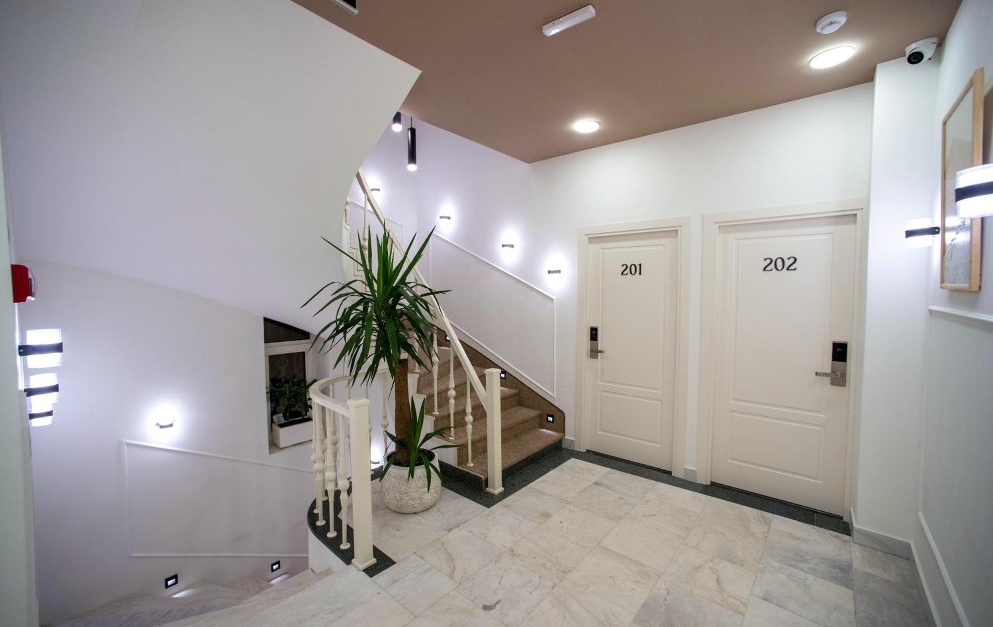 The House Hotel Yerevan Exterior photo