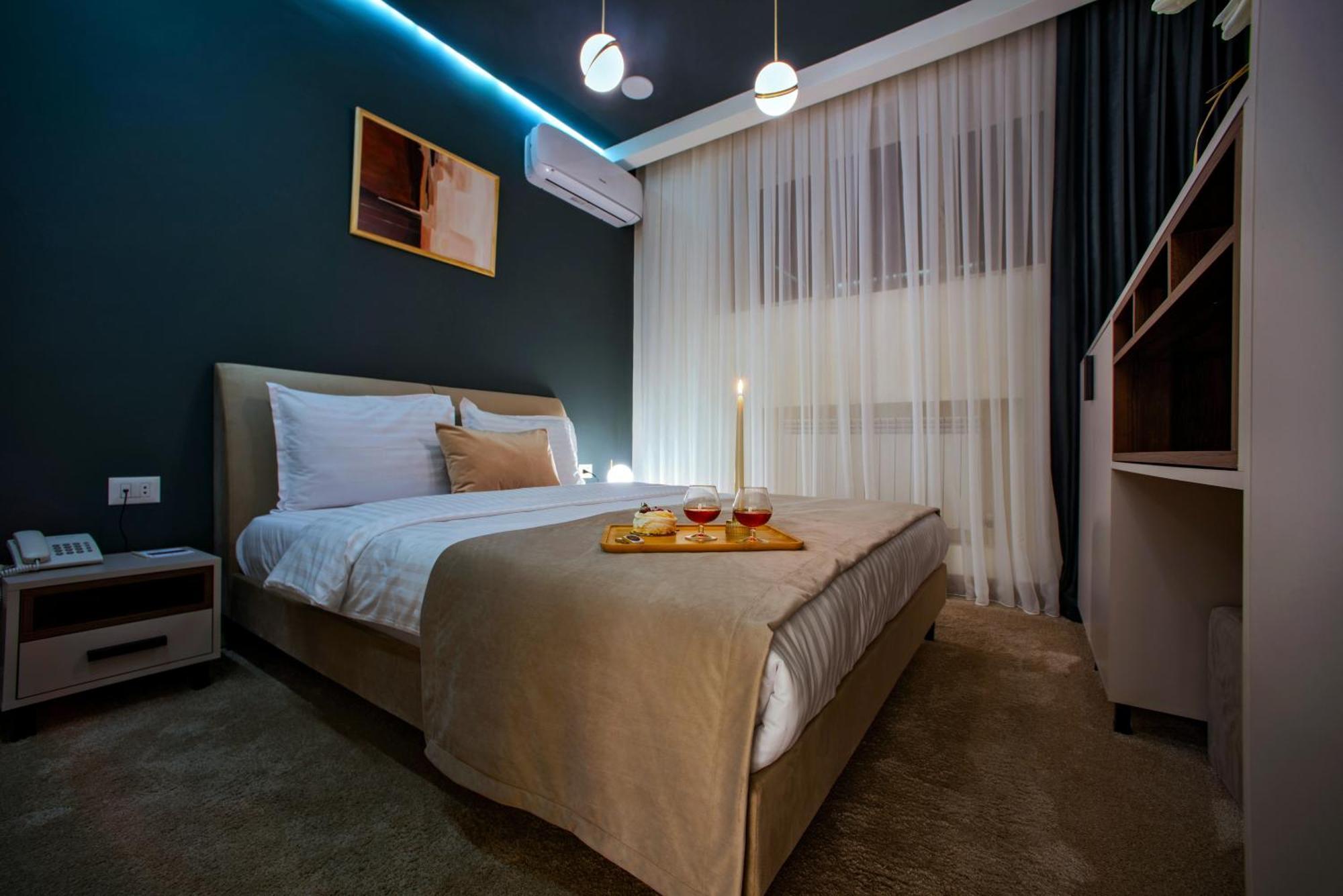 The House Hotel Yerevan Exterior photo